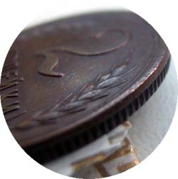 Монетный брак: «Грибок» (частичный чекан вне кольца)